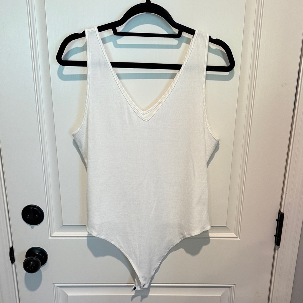 American Eagle Outfitters White V-Neck Bodysuit